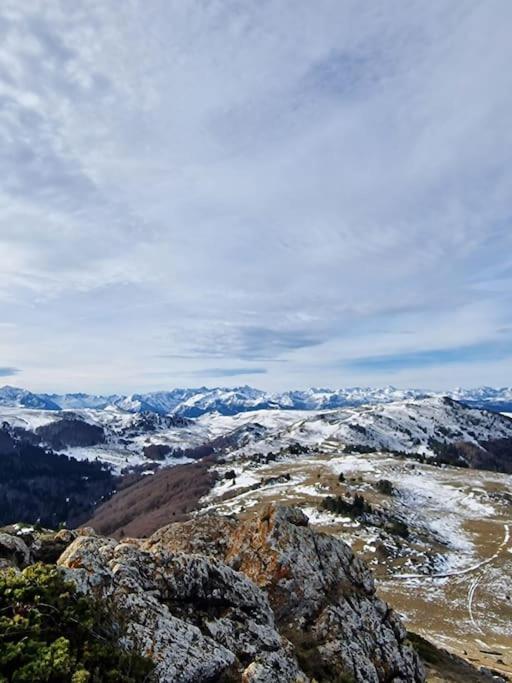 Gite L'Enclos O Rendez-Vous Roquefeuil-Pays De Sault- Avec Jardin Zewnętrze zdjęcie