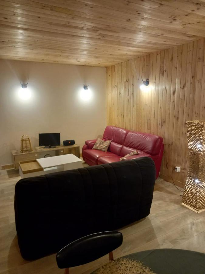 Gite L'Enclos O Rendez-Vous Roquefeuil-Pays De Sault- Avec Jardin Zewnętrze zdjęcie