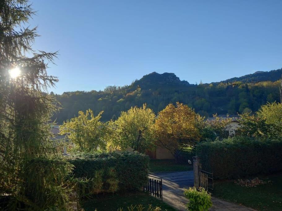 Gite L'Enclos O Rendez-Vous Roquefeuil-Pays De Sault- Avec Jardin Zewnętrze zdjęcie